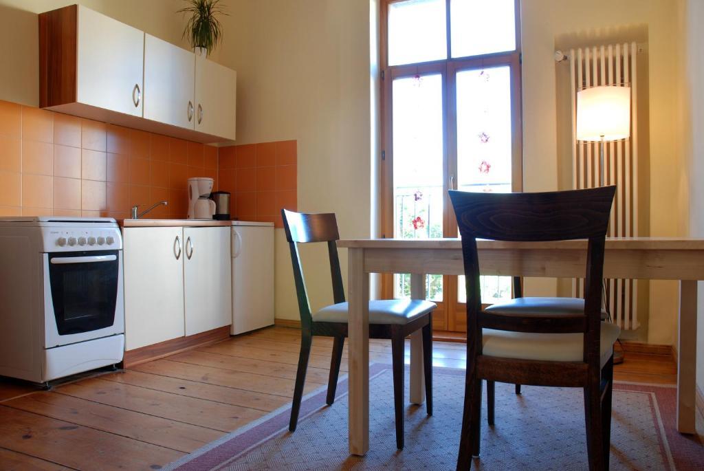 Apartment Und Zimmervermietung Am Park Potsdam Kamer foto