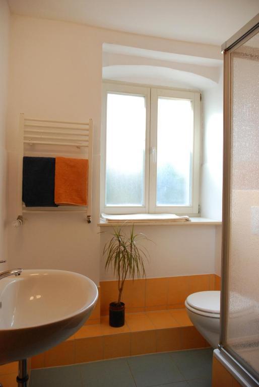 Apartment Und Zimmervermietung Am Park Potsdam Kamer foto